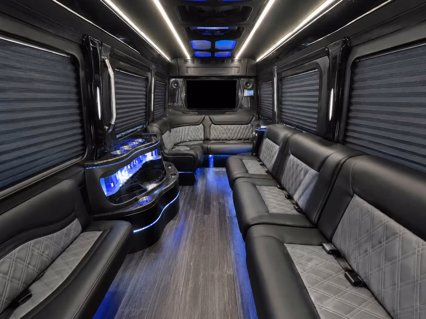 charterbusrichardson com makes airport transfers easy for government and military groups flying through dfw
