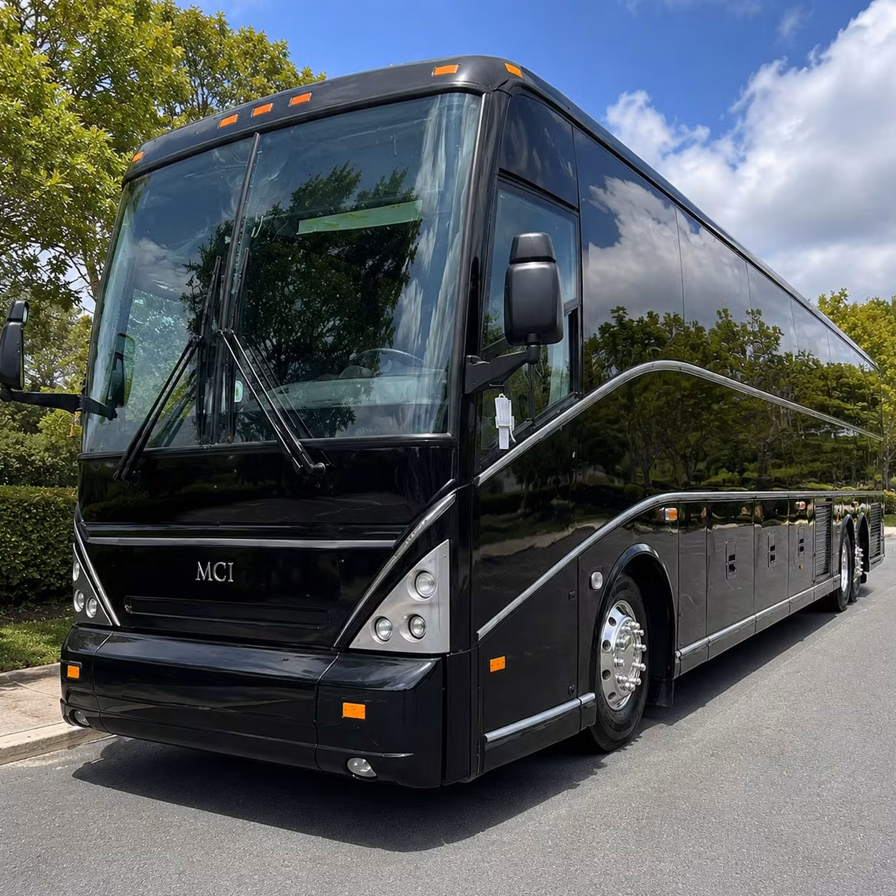 choose a charter bus for richardson isd and private school field trips across the metroplex