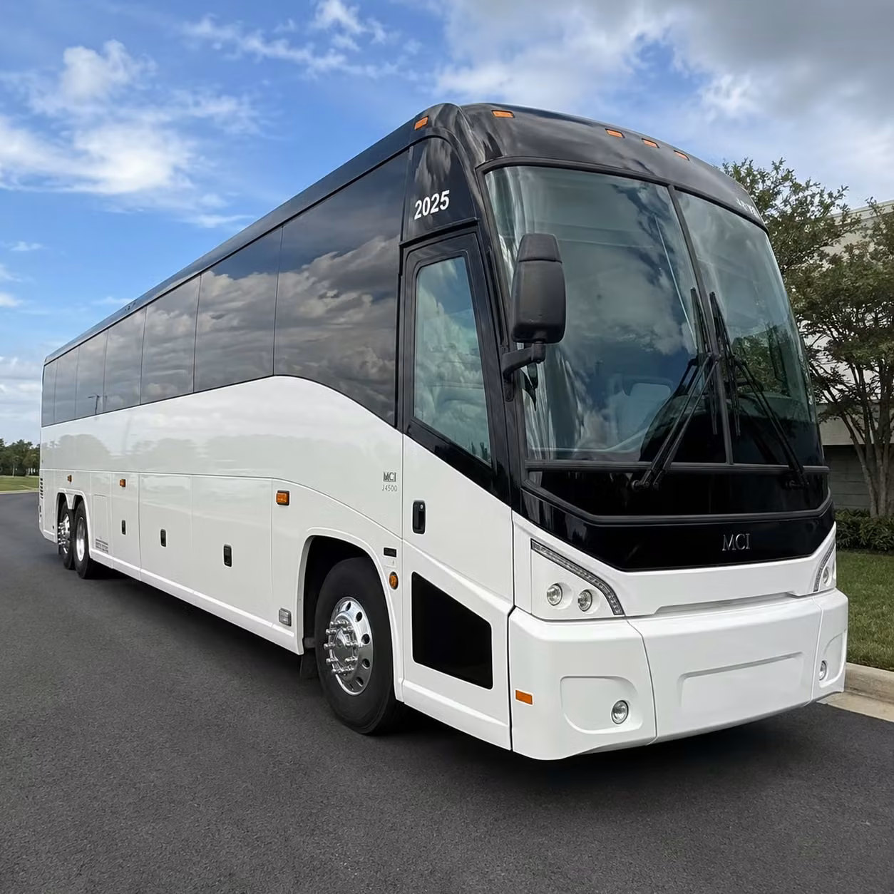 dos equis pavilion concert transportation from richardson has never been easier