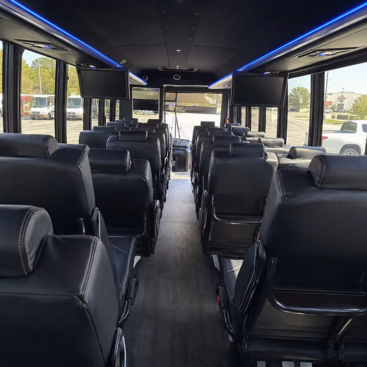 minibus and charter bus rentals to mavericks and stars games in dallas